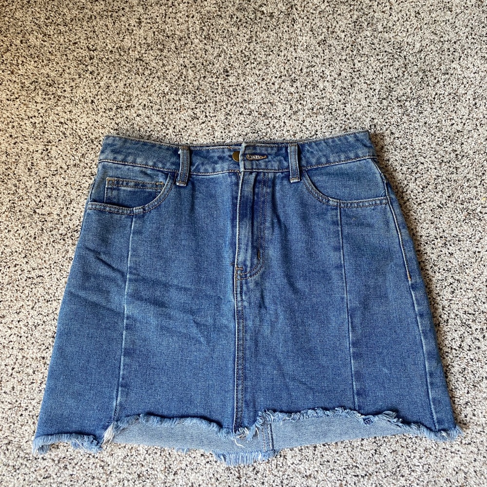 FOREVER 21 DENIM SKIRT- MEDIUM